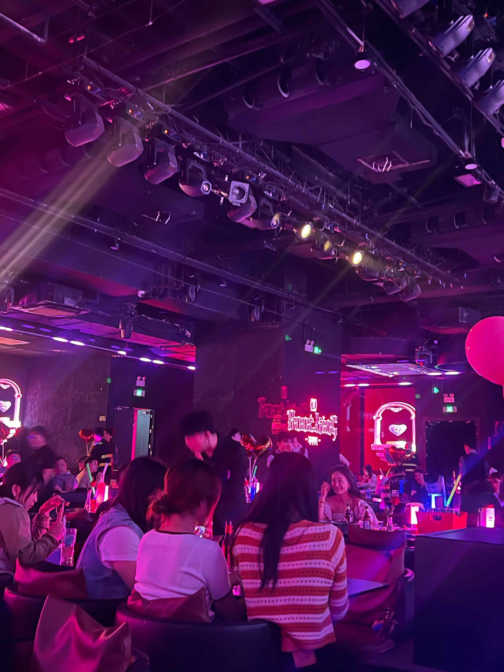 衡水商务ktv创新商务ktv模式解析-深州市ktv预订